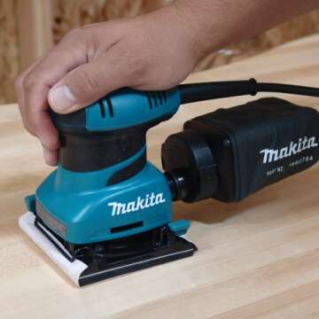 Makita BO4556K Sanding Tool with Ergonomic Design and Case