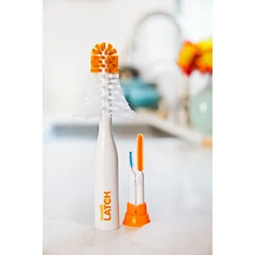 Munchkin Latch Pump Brushes for Easy Cleaning