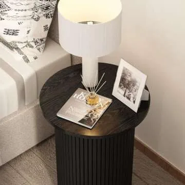 Wnutrees Round Fluted End Table for Modern Farmhouse Style