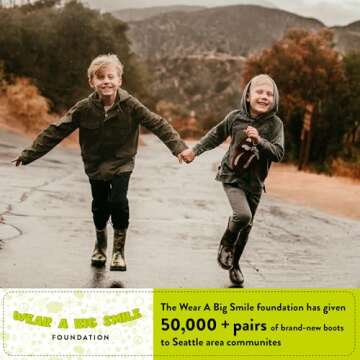 Western Chief Kids Glitter Lighted Waterproof PVC Boot, Multi, 12