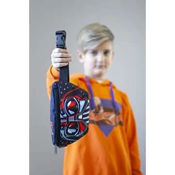 Belt Bag Darth Vader Casual Daypack Crossbody Bag Waist Packs, zipper Pocket, Adjustable belt bag, famous art canvas, for travellers (Metallic)