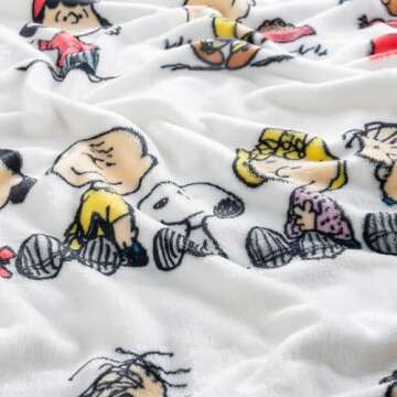 Berkshire VelvetLoft Peanuts Snoopy Plush Throw Blanket