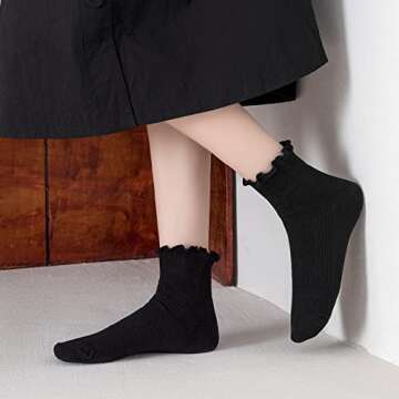 Mcool Mary Women's Ruffle Socks,Casual Cute Ankle Socks Warm Cotton Knit Lettuce Low Cut Frilly Crew Socks for Women 6 Pack