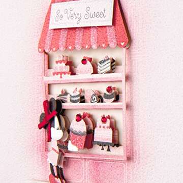 Hallmark Signature Disney Valentine's Day Card (Minnie Mouse Cupcakes) (699VFE1026)