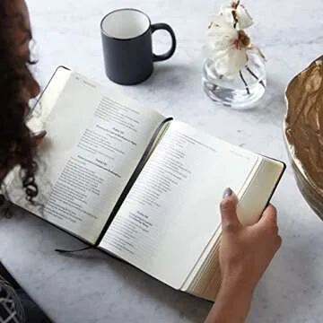 NKJV, Journal the Word Bible, Large Print, Cloth over Board, Blue Floral, Red Letter: Reflect, Journal, or Create Art Next to Your Favorite Verses