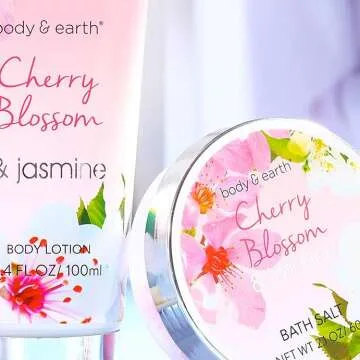 Spa Gift Basket for Women - 8 Pcs Indulgence Set