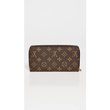 Louis Vuitton Pre-Loved Zippy Wallet for Ample Style and Functionality