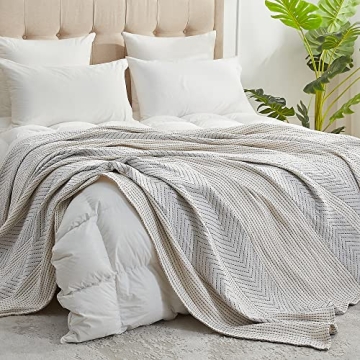 Amelie Home Quilted Blanket - Lightweight and Stylish