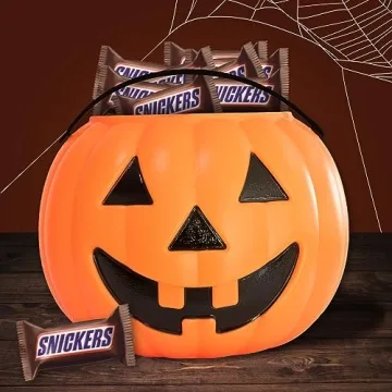 SNICKERS Fun Size Chocolate Bars for Halloween Celebration
