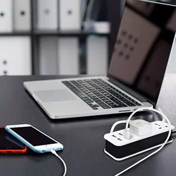 POWERGENCE Universal Travel Adapter for Fast Charging