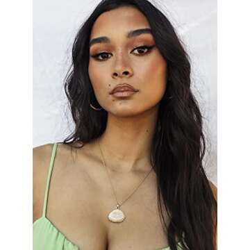 POTESSA Natural Shell Pendant Choker Necklace 18K Gold Plated Cable Chain Adjustable Seashell Necklace for Women Beach