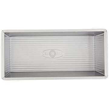 USA Pan Bakeware Pullman Loaf Pan With Cover, 9 x 4 inch, Nonstick & Quick Release Coating, Made in the USA from Aluminized Steel