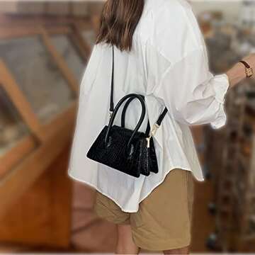 Cute Small Crossbody Purse for Women Stylish Crocodile Handbag