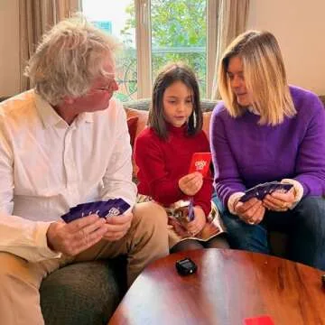 SAVANA Crack List - The Crack-You-Up Categories Card Game | 2+ Players | Quick and Hilarious Game for Kids, Teens and Adults | Family Board Games