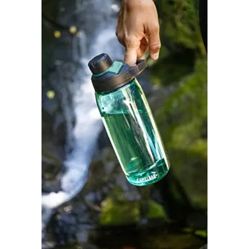 CamelBak Chute Mag 32oz BPA Free Water Bottle
