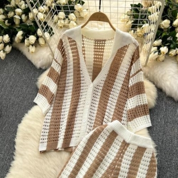 Stylish Ponitrack Beach Set for Women - Elegant Summer Two-Piece