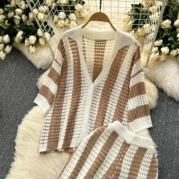 Stylish Ponitrack Beach Set for Women - Elegant Summer Two-Piece