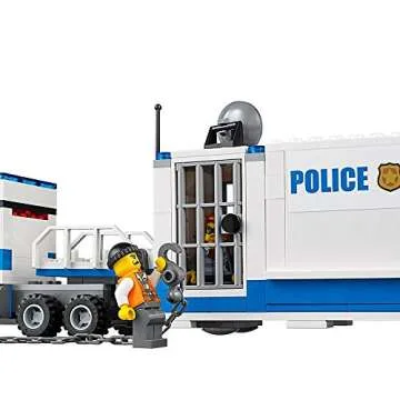 LEGO City Police Mobile Command Center Truck 60139 Building Toy, Action Cop Motorbike and ATV Play Set for Boys and Girls Aged 6 to 12 (374 Pieces)