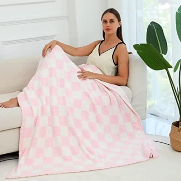 Ultra Soft Checkerboard Blanket for Comfort and Style