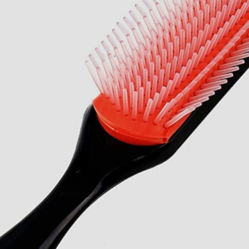 Denman Brush for Detangling Curls and Waves