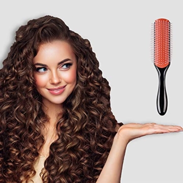 Denman Brush for Detangling Curls and Waves