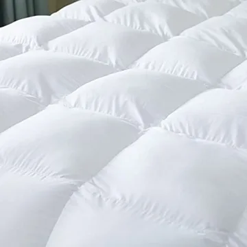 Luxurious Goose Down King Comforter for Year-Round Warmth