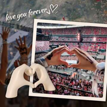 IKISTO Heart Hands Sculpture Decor for Bedroom Living Room Bookshelf, Aesthetic Love Statues Accents Home Office Apartment Farmhouse Desk Table Decoration