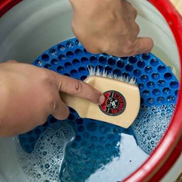 Chemical Guys CWS203 Foaming Citrus Fabric Clean Carpet & Upholstery Shampoo, 128. Fluid_Ounces