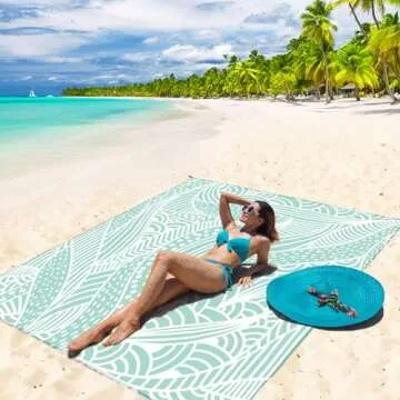 HIHOHO Waterproof Beach Blanket for 1-4 Adults