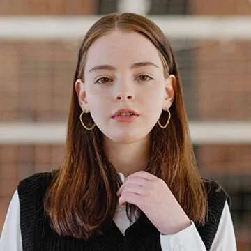 Aobei Pearl 18K Gold Big Square Hoop Earrings Delicate Screw Thread Spring Coil Huggie Earrings Minimalist Leverback Ear Jewelry for Women