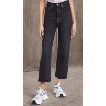 Levi's Women's Ribcage Straight Ankle Jeans for All Styles