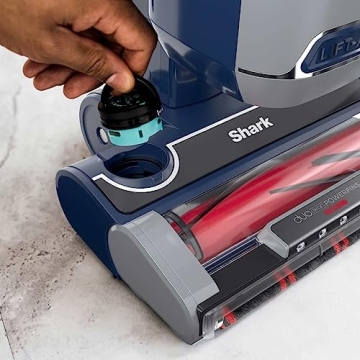 Shark UV900 Pet Vacuum with Powerful DuoClean Technology