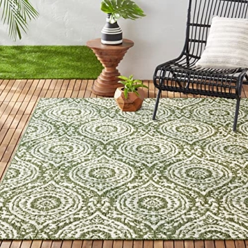Nicole Miller New York Patio Country Zoe Moroccan Damask Indoor/Outdoor Area Rug - 5'2"x7'2", Light ...