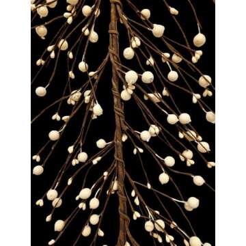 AR47 Big Primitive Pip and Holly Berry Garland in Cream / Ivory Color