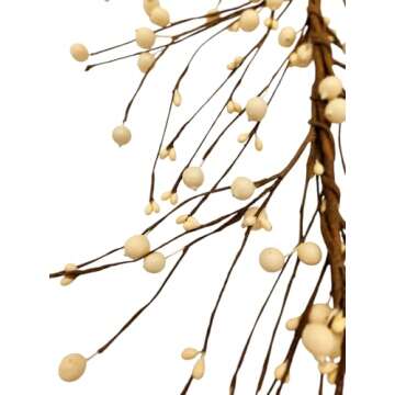 AR47 Big Primitive Pip and Holly Berry Garland in Cream / Ivory Color