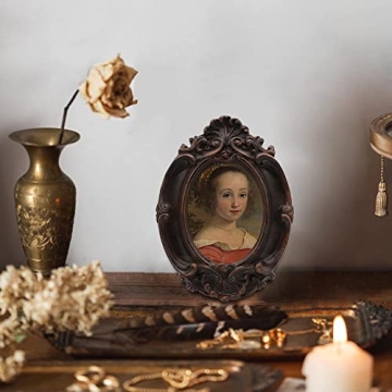 Elegant Vintage Picture Frame for Home Decor