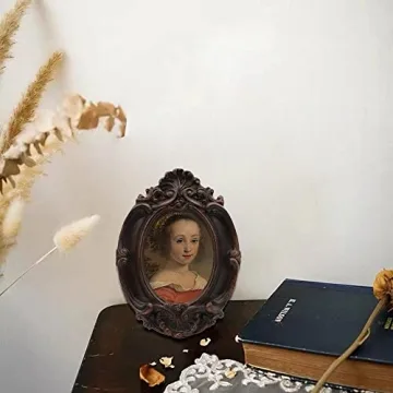 Elegant Vintage Picture Frame for Home Decor