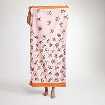 Vera Bradley Women's Colorful Beach Towel - Prairie Paisley