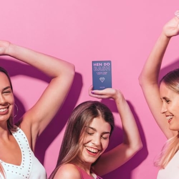 Lulu & You BASH Bachelorette Party Game - 205 Cards