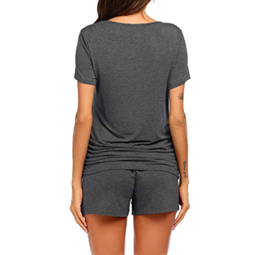 Ekouaer Nursing Pajamas for Moms - Chic & Comfortable