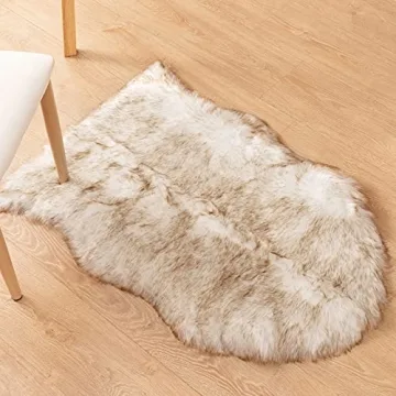Carvapet Luxury Faux Sheepskin Area Rug - Soft & Stylish