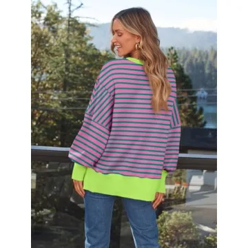 Trendy Queen Oversized Crewneck Sweatshirt for Cozy Style