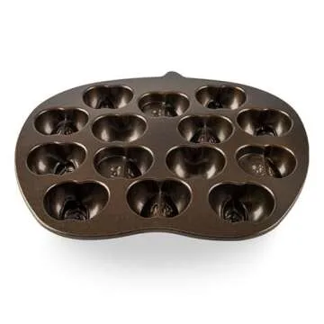 Nordic Ware Apple Cakelet Pan - Bake Adorable Desserts