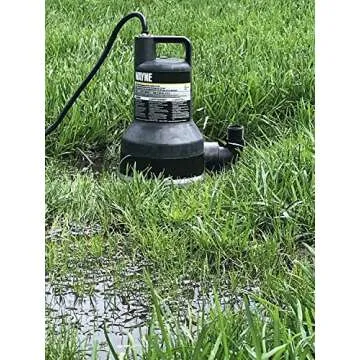 WAYNE VIP50 - 1/2 HP Reinforced Thermoplastic Submersible Multi-Use Pump - Up to 2,500 Gallons Per Hour - Heavy Duty Multi-Use Pump