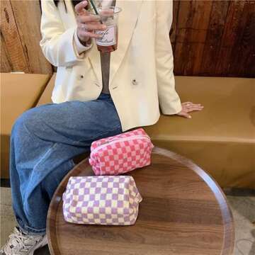 Checkered Makeup Bag,Travel Makeup Bag Toiletry Bag Cute Makeup Brushes Bag Cosmetic Bags for Women Zipper Preppy Makeup Bags for Purse Large Travel Cosmetic Bag (Girls Pink)