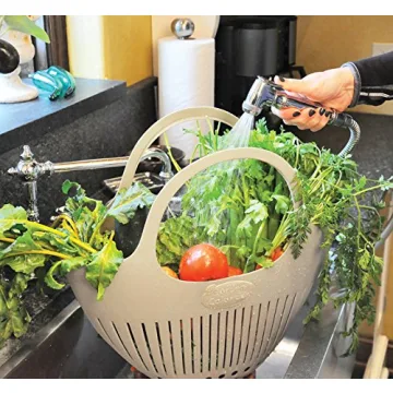 Hutzler Garden Colander for Easy Vegetable Gathering