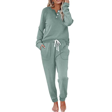 Chic & Cozy Loungewear Set for All Occasions