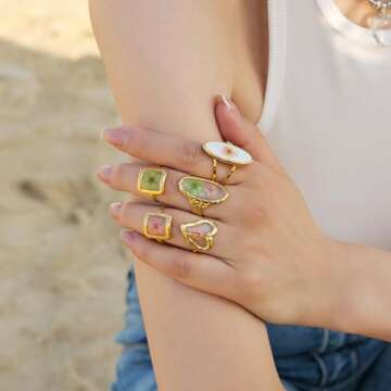 Handmade Dried Flower Statement Ring for Women Gold Plated Stainless Steel Adjustable Pressed Blossom Forget-Me-Not Flowers Open Band Rings Wedding Holiday Jewelry (Hammered Oval)