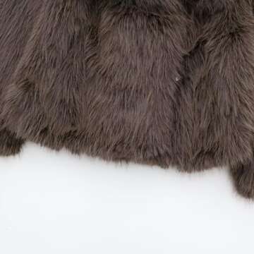 Mtsebmves Women's Cropped Faux Fur Jacket Long Sleeve Button Warm Winter Coats Shaggy Furry Outerwear with Pockets