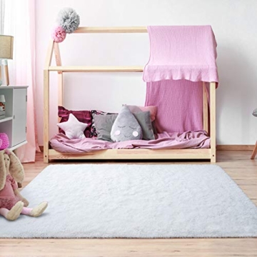 Softlife Ultra Soft Fluffy Area Rug for Kids Room